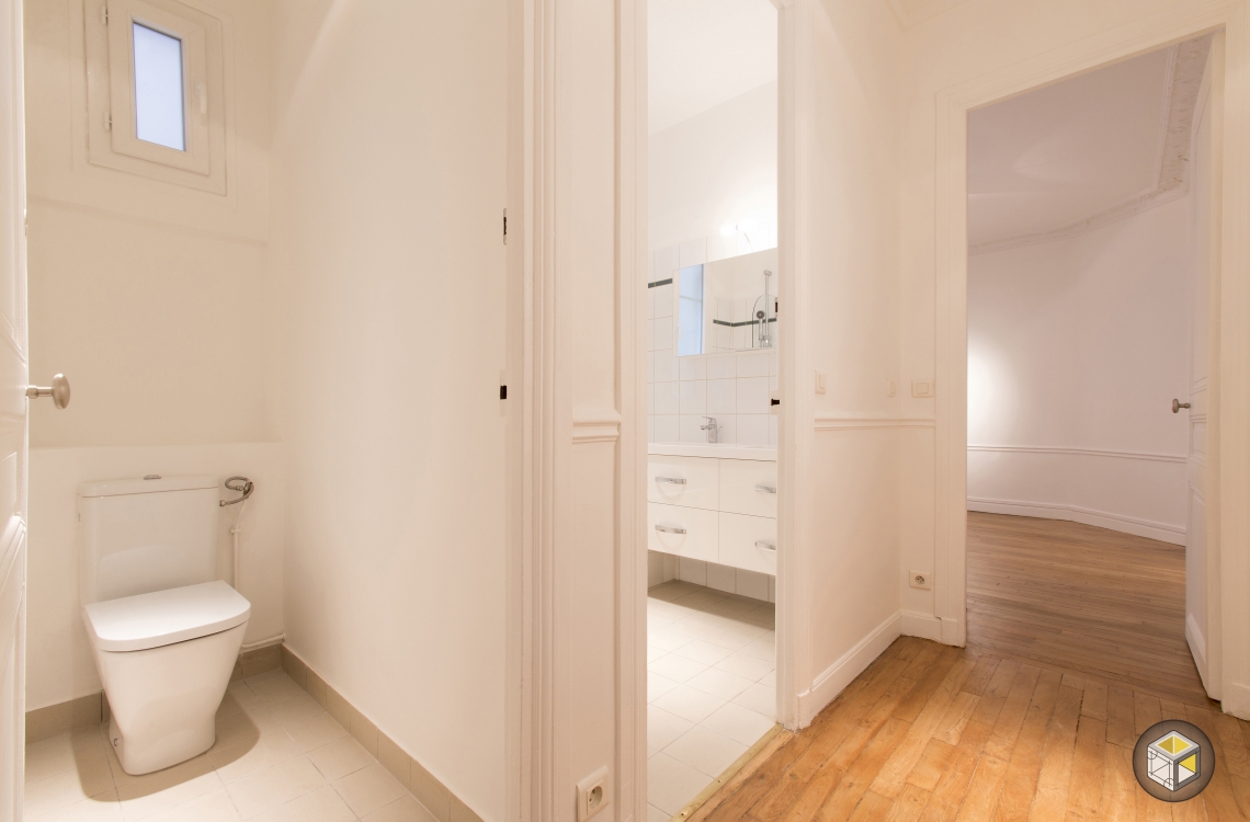 toilettes salle de bain appartement